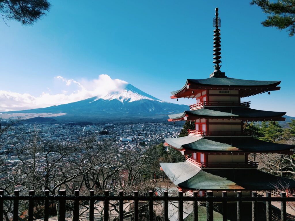 Chureito pagoda with a clear Mt.Fuji view